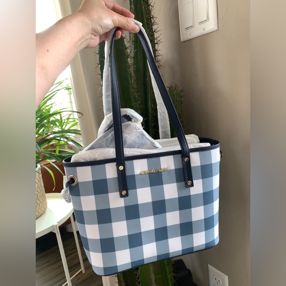 NWT Michael Kors Jet Set Travel Small Drawstring Reversible Tote Bag Navy